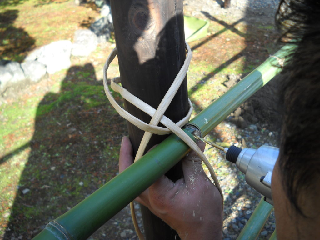 四つ目垣の作り方