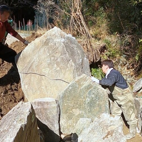 コンクリートを一切使わない池泉古式工法
